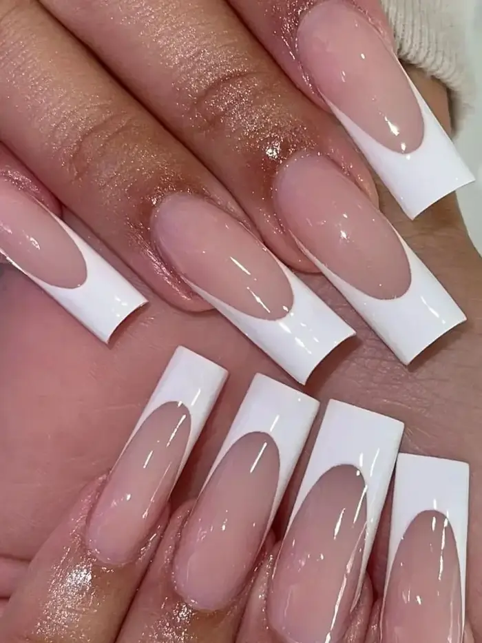 Faux ongles rectangulaires blancs de Style français