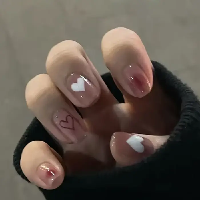 Faux ongles roses à pression