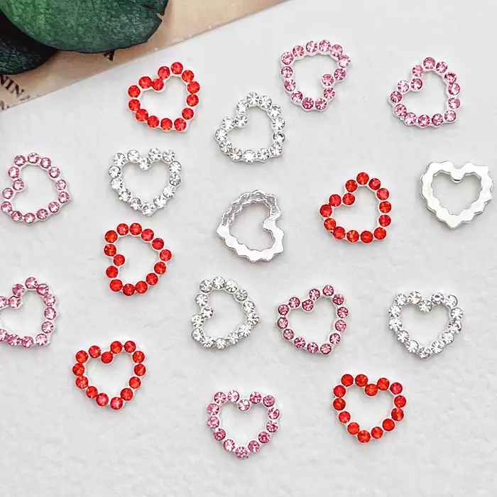 Breloques pour ongles en forme de cœur en métal, 10 pièces, rouge, rose, argent, diamant, pièces pou