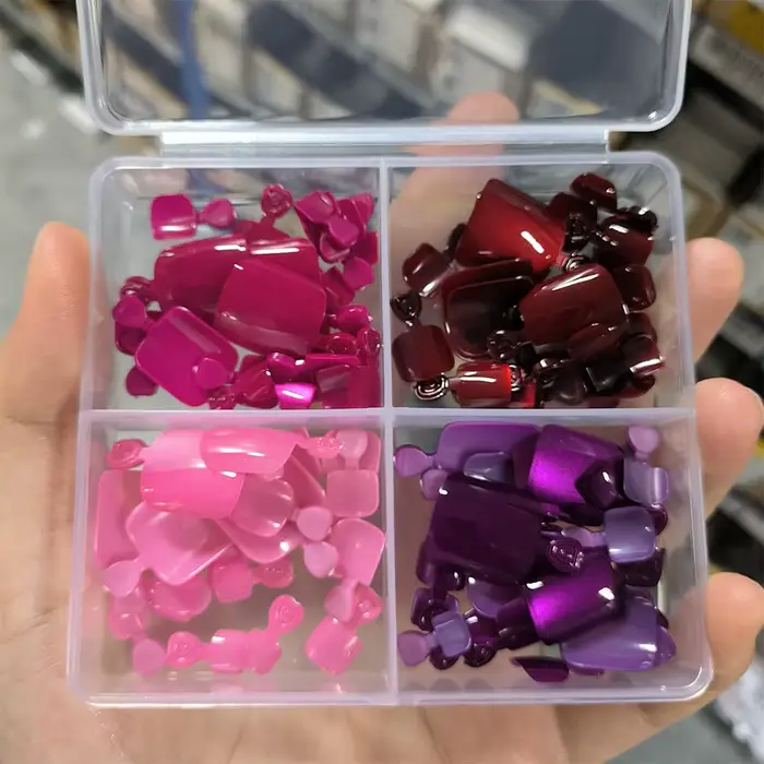 96 pièces 4 couleurs oeil de chat faux ongles courts carrés couverture complète presse sur les ongle