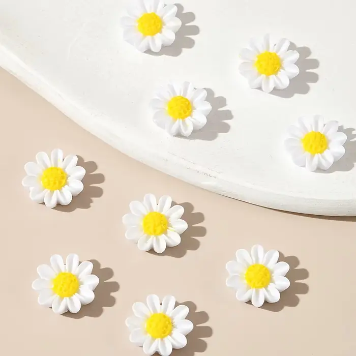 50 mini ornements floraux plats en forme de tournesol, parfaits pour le nail art, les bricolages de 