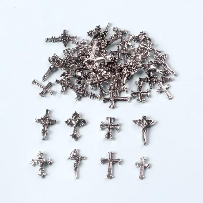 TSZS 50 pièces/sac mélange Punk 3D rétro croix bijoux Nail Art breloques mélange forme gris croix on