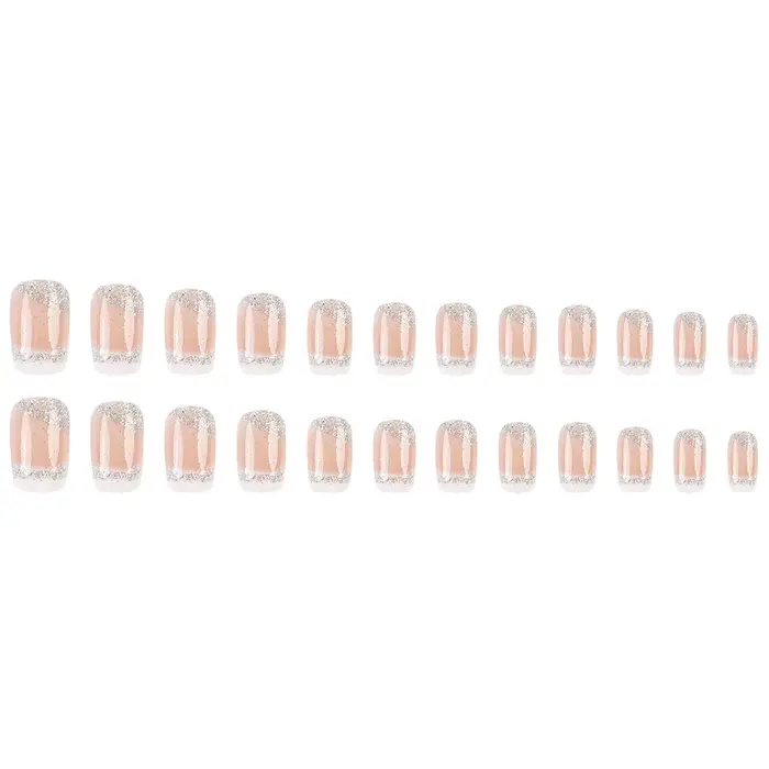 Faux ongles français à bords blancs