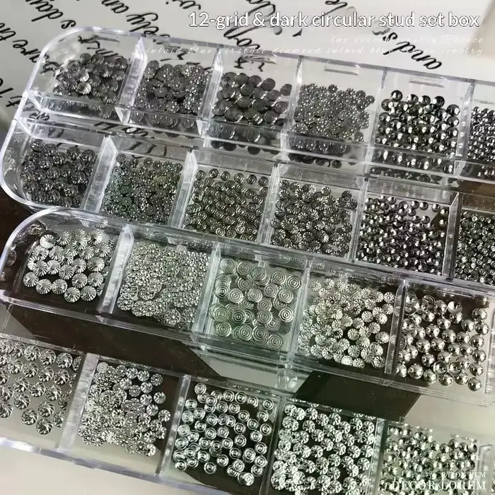 12 Grilles de Charms Métalliques pour Ongles