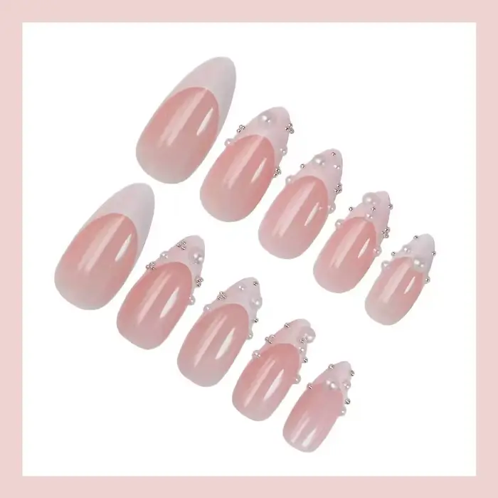 24 faux ongles longs et pointus