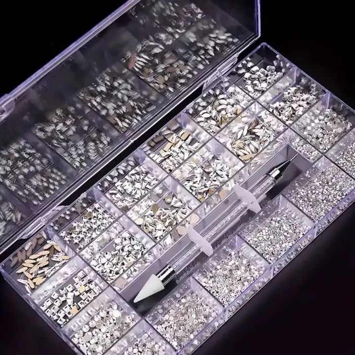 2500 pièces verre cristal diamant Nail Art strass 21 grille boîte bijoux de luxe gemmes ongles charm