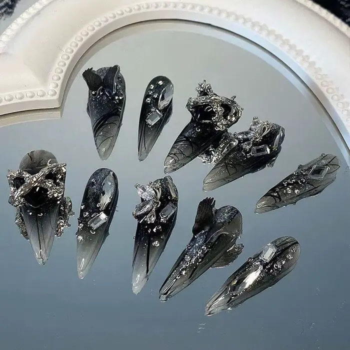 Décorations d'ongles de coeur d'Halloween