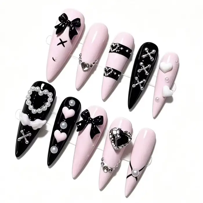 10 pièces de faux ongles Y2K faits à la main avec nœuds, croix, cœurs et ailes, ongles pointus super