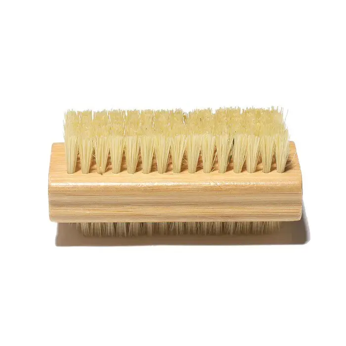 Brosse à Ongles Double Face avec Manche en Bois pour Manucure et Pédicure