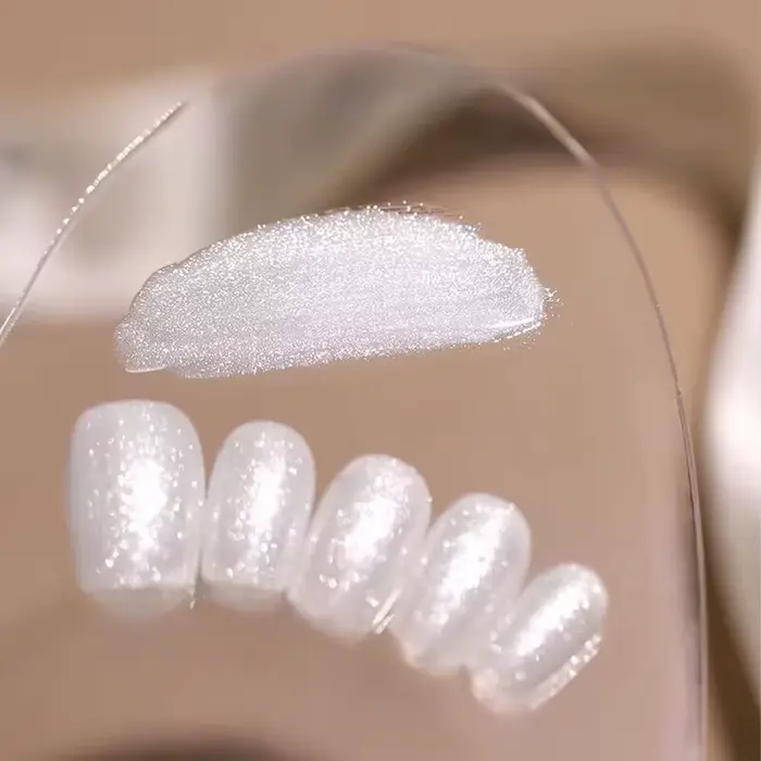 Vernis à ongles gel blanc laiteux 12 ml - Finition ultra brillante avec paillettes fines et scintill