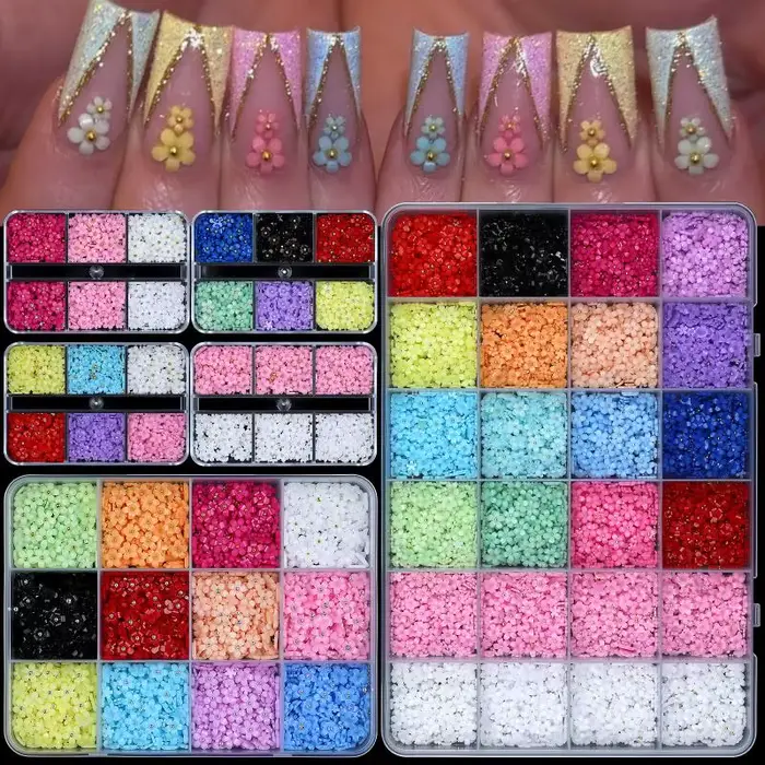 ● Décorations d'ongles en forme de fleurs à cinq pétales mélangées (6/12/24 grilles)