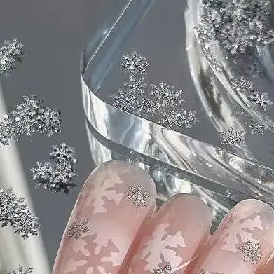 Flocons de neige hiver ongles paillettes scintillantes