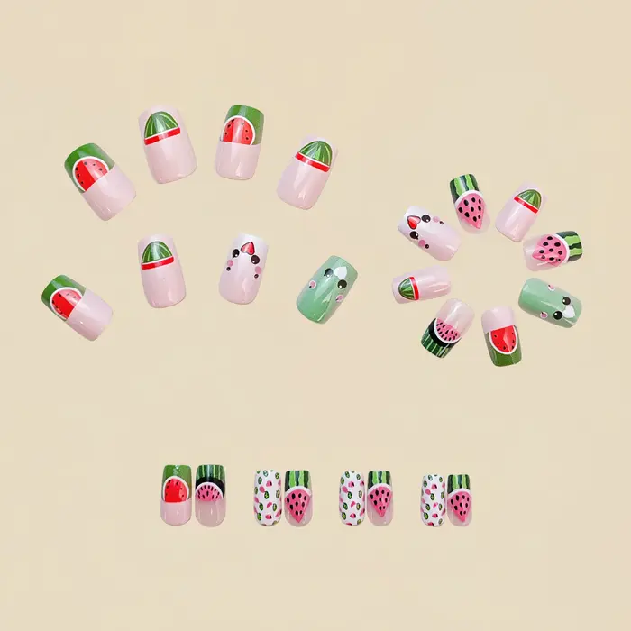 Faux ongles pastèque de dessin animé