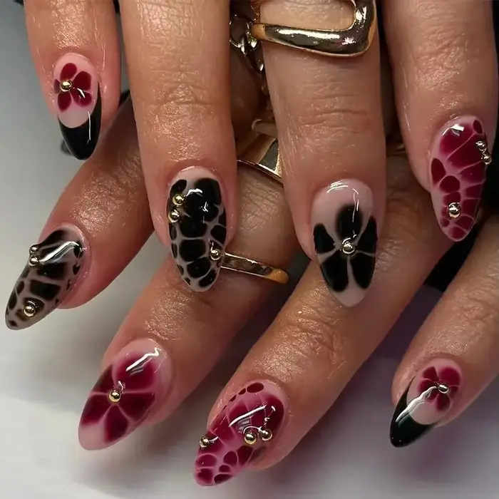 Mode fleurs brunes couleur nue Nail Art or français amande faux ongles détachable fini