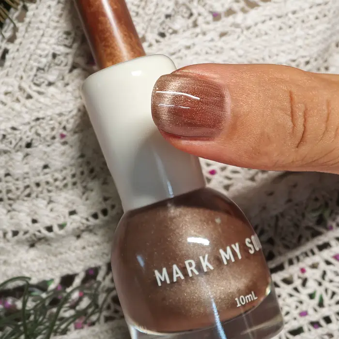Vernis à ongles S114 Marron Transparent Effet Œil de Chat