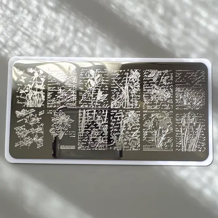 XMQ STAMPING NAIL PLATES Fleurs Lettres TEMPLATÉ