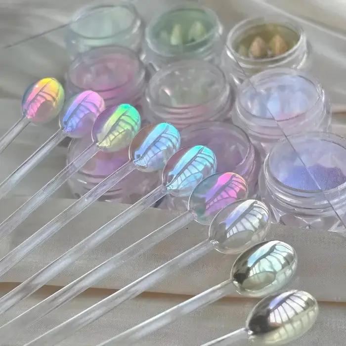 9 couleurs arc-en-ciel Aurora ciel royaume clair de lune poudre paillettes Chrome femmes Nail Art