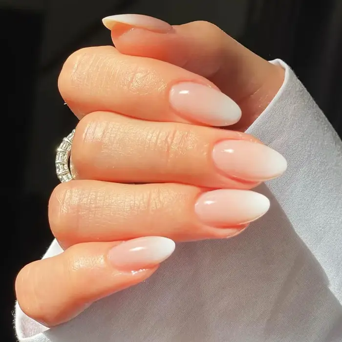Faux ongles à pression en amande