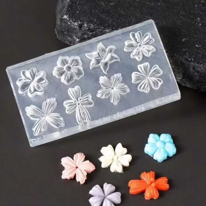 Moule à ongles en silicone motif pétales de fleurs printanières