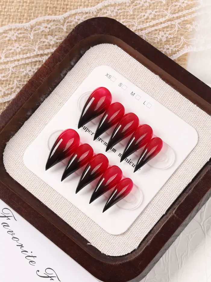 10 faux ongles longs et pointus en forme de griffes de dragon