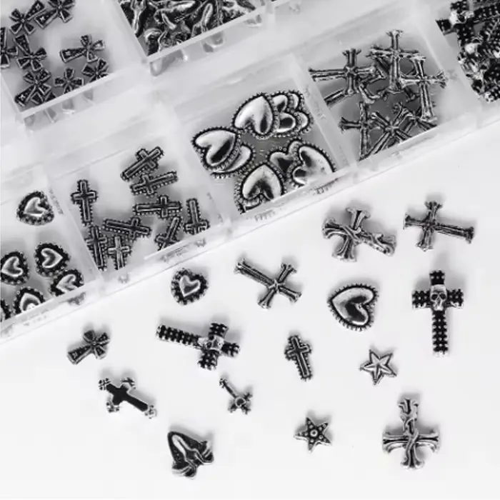 120 pièces/1 boîte européen américain foncé vintage style croix nail art patch y2k Premium métal Sty