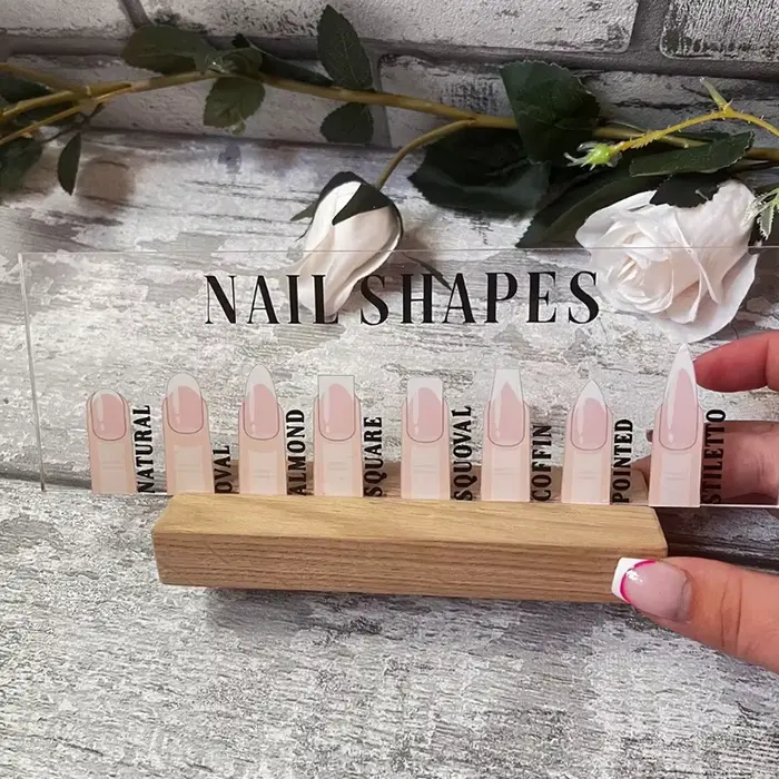 Présentoir de formes d'ongles avec base en bois