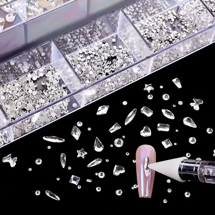Boîte à strass à 21 grilles, mélange de diamants pour ongles, verre plat en forme de diamant, bricol