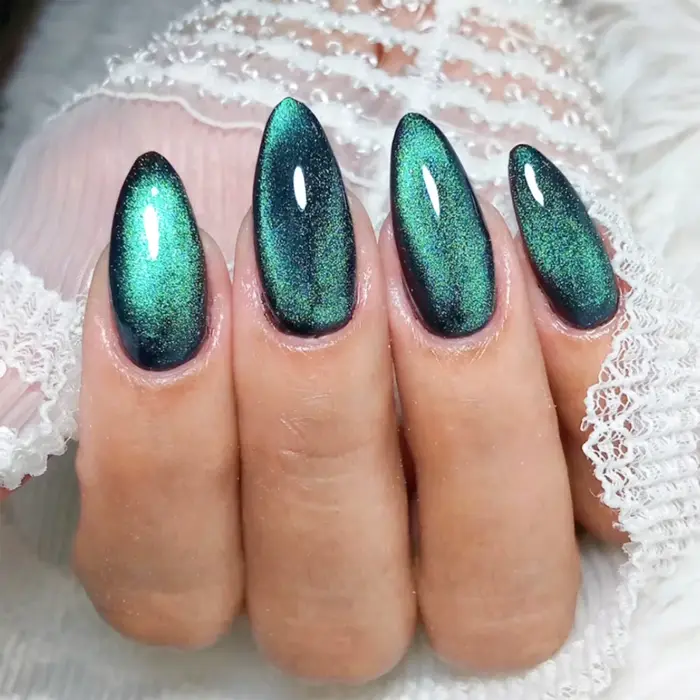 Faux ongles yeux de chat brillants