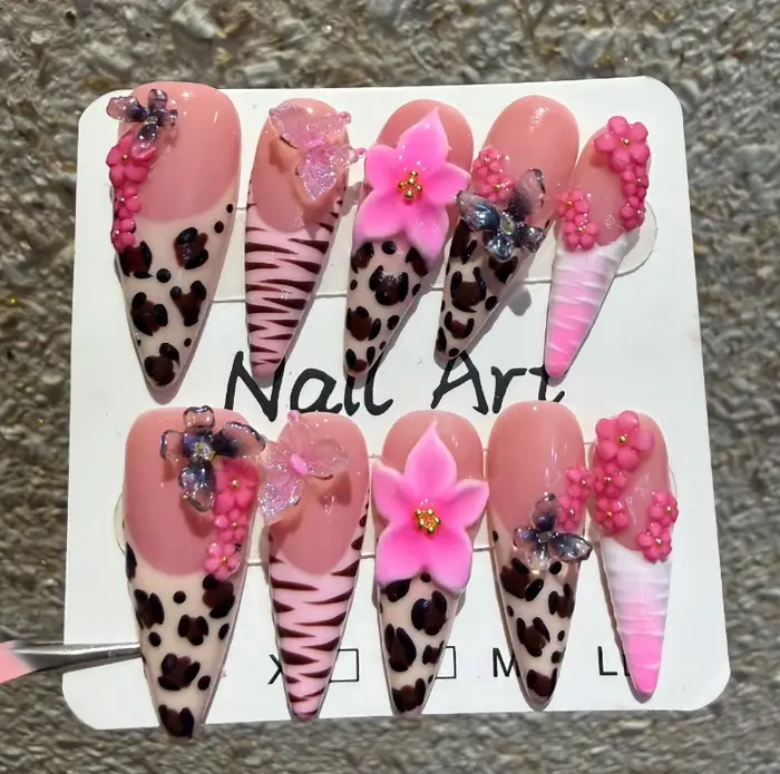 10 faux ongles à presser pour l'été