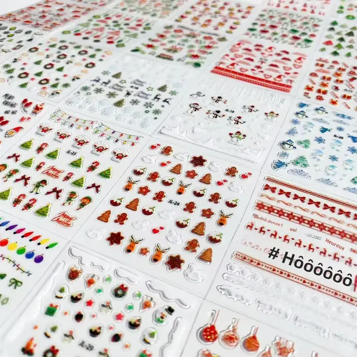 30 autocollants pour ongles de Noël auto-adhésifs – Motifs sélectionnés de flocons de neige