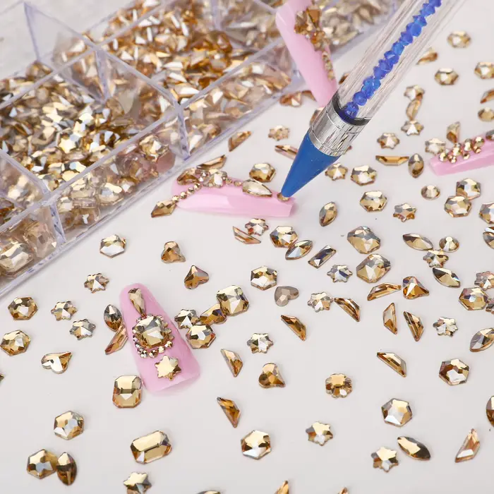 21 grilles/ensemble ensemble de bijoux en diamant pour décorations Nail Art