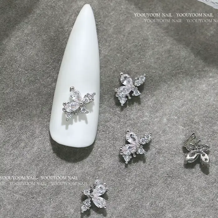Breloques 3D en argent pour manucure