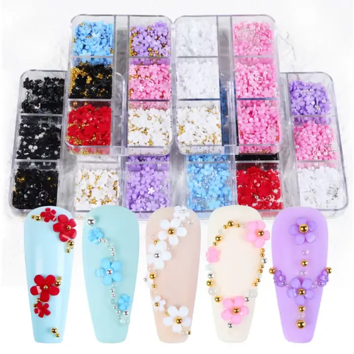 Décoration d'ongles en acrylique motif floral