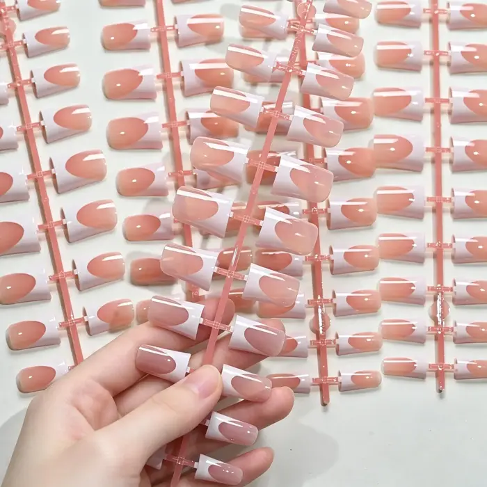 120 faux ongles noirs en forme de bec de canard, style Y2K, à presser, courts, carrés, pré-finis, prêts à poser