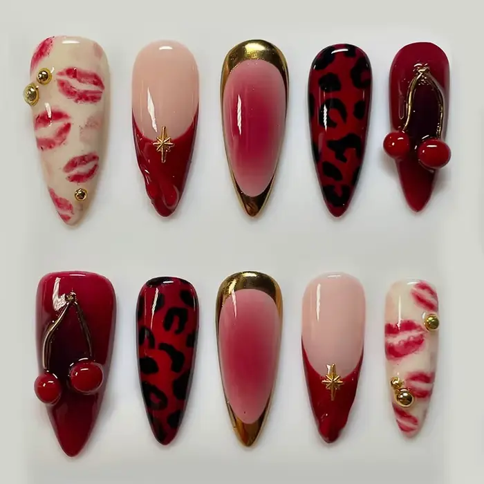 24 faux ongles à presser moyens en forme d'amande