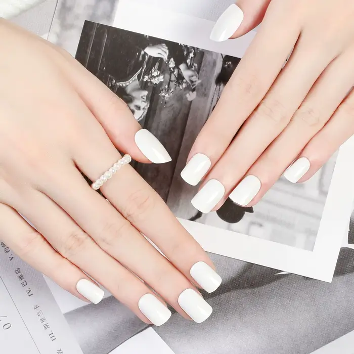 Ensemble de faux ongles courts à pression complète, 24 pièces, à coller sur les ongles, de haute qua