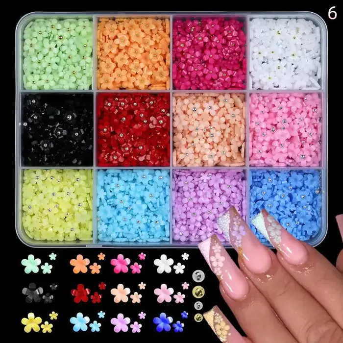 Décorations d'ongles en forme de fleurs à cinq pétales mélangées