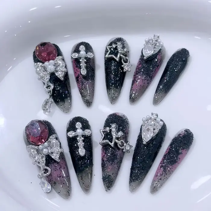 Nail Art fait à la main de luxe N64.Oblivion Dark Spice Girls