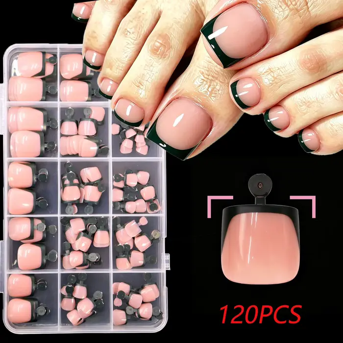 Faux ongles courts carrés nude et noirs