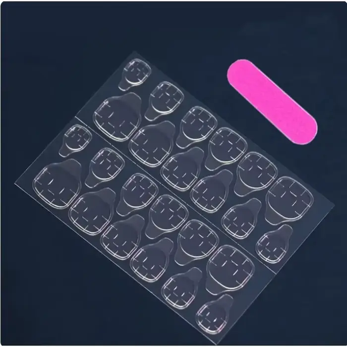 24 pièces Simple court Girly blanc Floral manucure mignon et doux portable faux ongles finition Nail Art ensemble