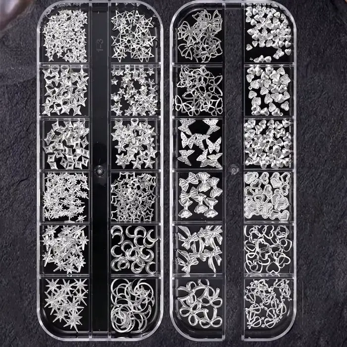 12 grilles de breloques et clous à ongles 3D argentés, motifs cœur, nœud, papillon, étoile, lune, st