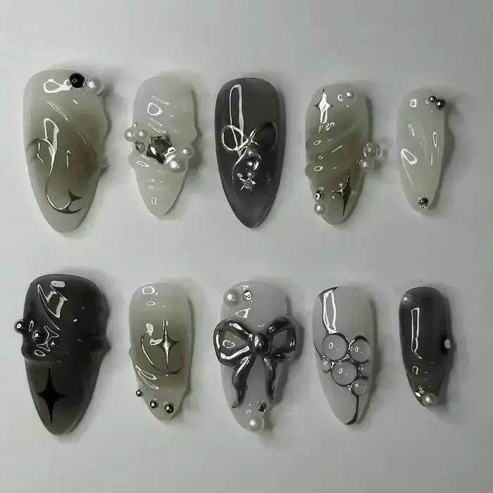 24 pièces faux ongles fille épicée arc argenté avec diamant