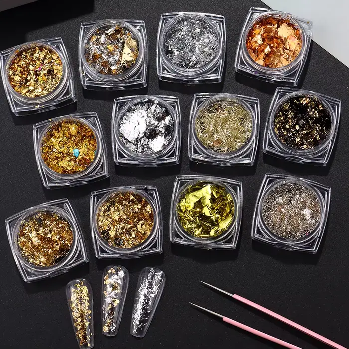 Feuilles d'or et d'argent pour ongles magnifiques