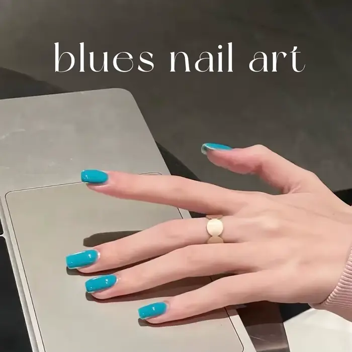 Vernis à ongles gel UV LED bleu turquoise éclaircissant et vert dopamine
