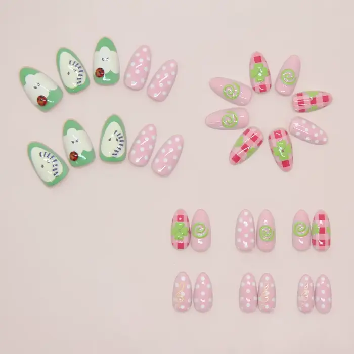 24 faux ongles à presser vert mignon motif pomme et amande