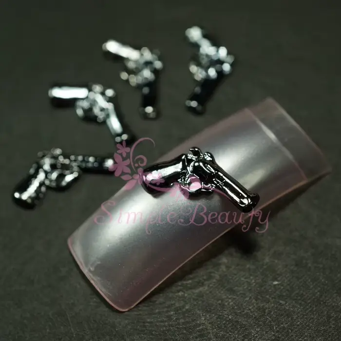 100 PCS/LOT 8x12mm forme de pistolet conception gothique Punk Rock alliage 3D Nail Art Scrapbook artisanat fabrication de bijoux bricolage accessoires de décoration