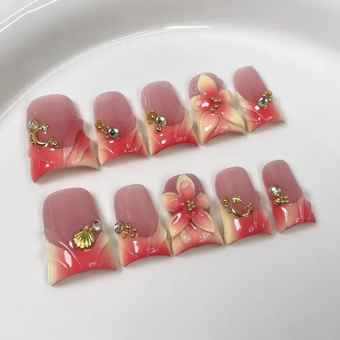 10 pièces français canard Bill faux ongles 3D coeur rubis Nail Art métal strass à la main presse sur ongles luxueux romantique faux ongles