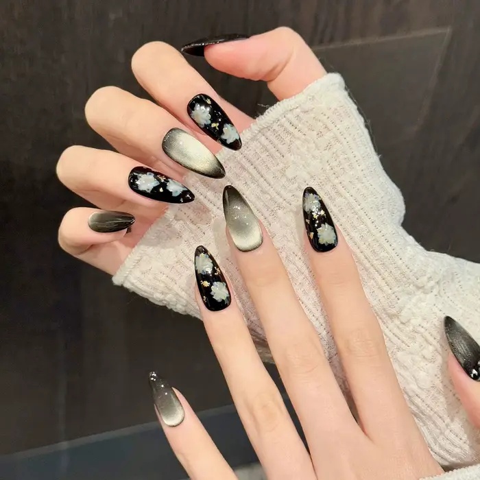 Faux ongles œil de chat noir et or