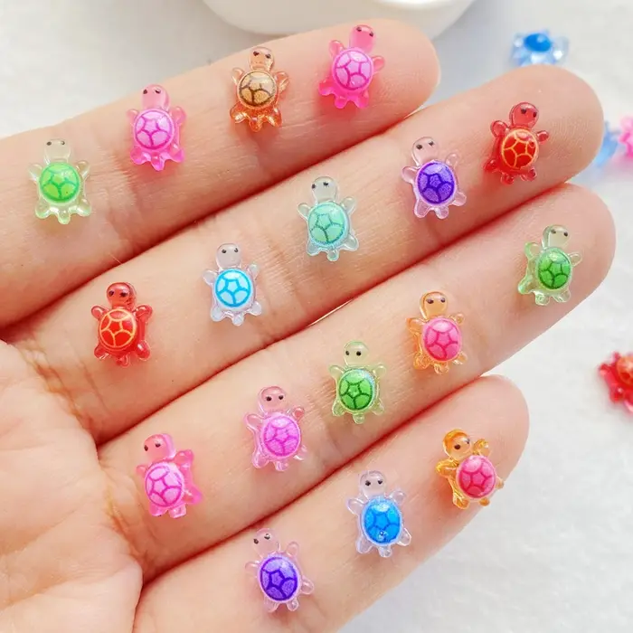 100 pièces mignon résine dessin animé petite tortue Nail Art