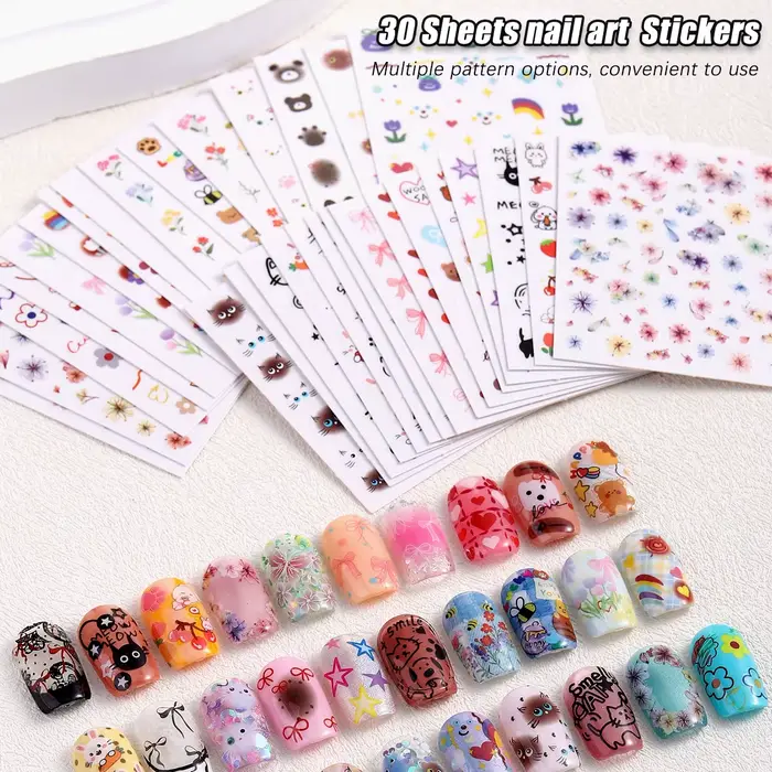 Ensemble d'autocollants pour ongles mignons de style dessin animé